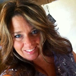 Meet your Posher, Gina